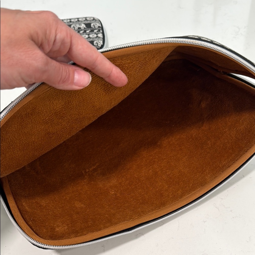 KAMOR - Picture 8 of 10